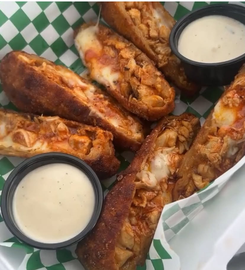 Buffalo chicken eggrolls with ranch dipping sauce